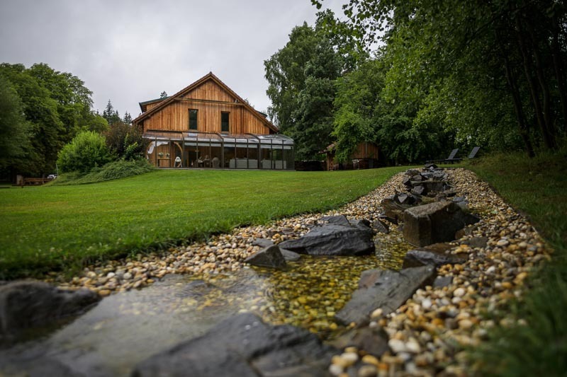 Svatební fotky Penzion Kůlna: Pohodová svatba Nikoly a Filipa