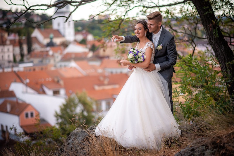 Jarka a Dominika - svatba na zámku v Náměšti nad Oslavou