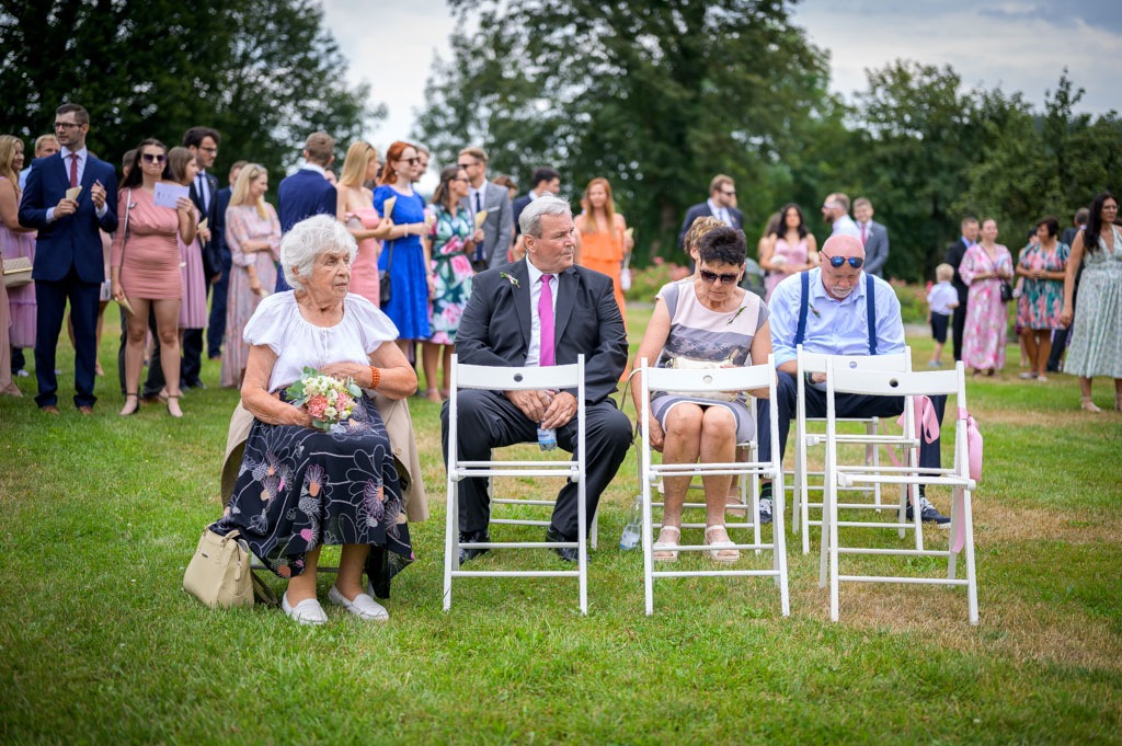 Krásná svatba na zámečku Ostrov – Dan a Kristýna