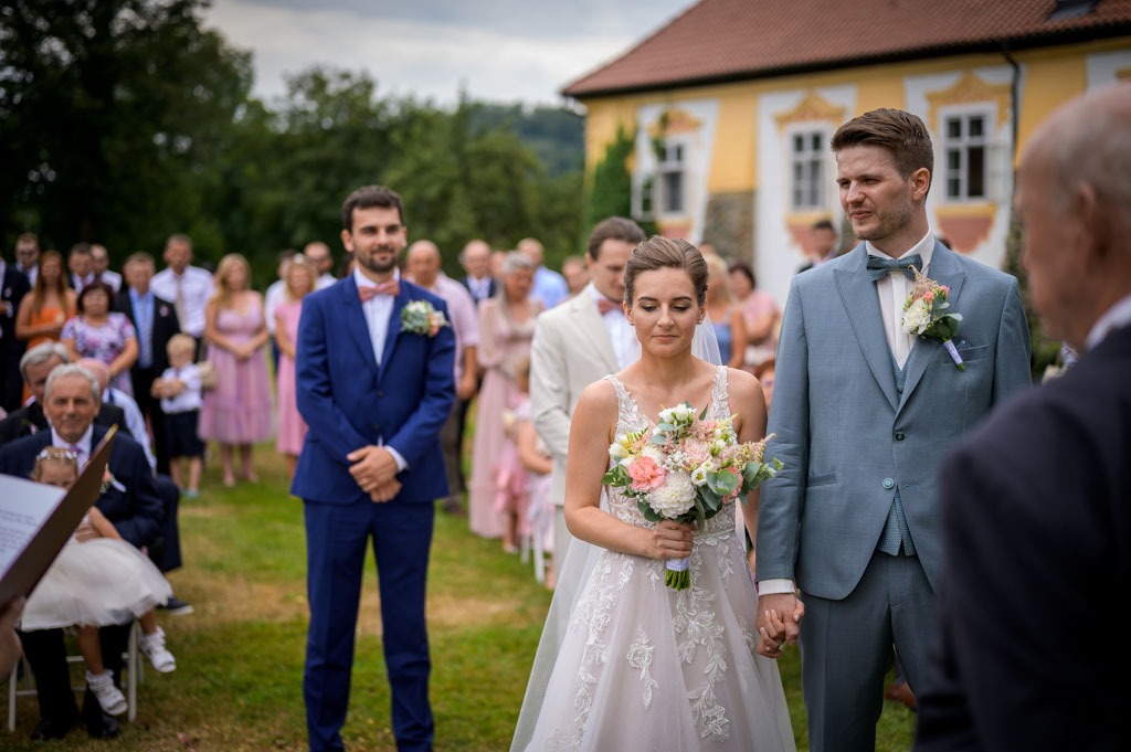 Krásná svatba na zámečku Ostrov – Dan a Kristýna
