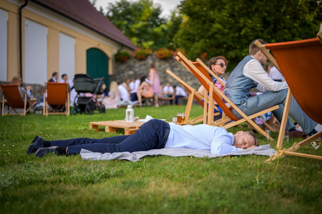 Krásná svatba na zámečku Ostrov – Dan a Kristýna