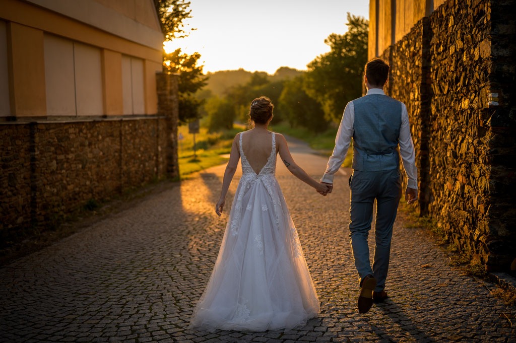 Krásná svatba na zámečku Ostrov – Dan a Kristýna